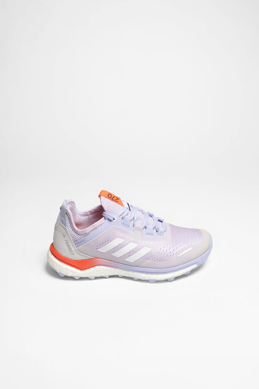 Seitenansicht Terrex Agravic Flow Damen (Weiß/Lila)