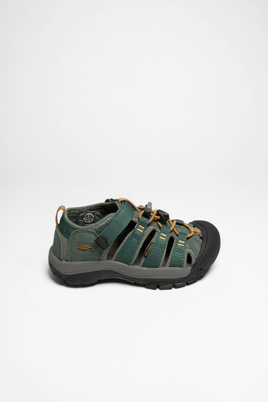 Seitenansicht Newport H2 Kinder (Green Gables/Wood Trush)