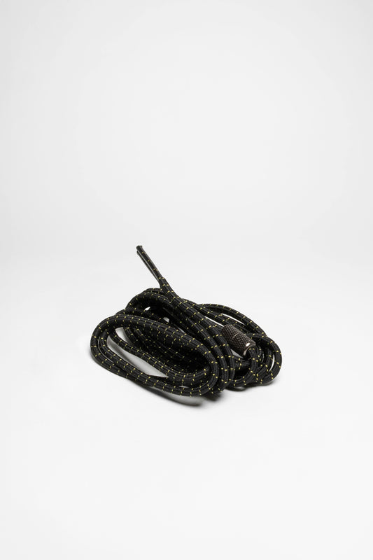 Seitenansicht Schnürsystem Elastics (schwarz gepunktet)